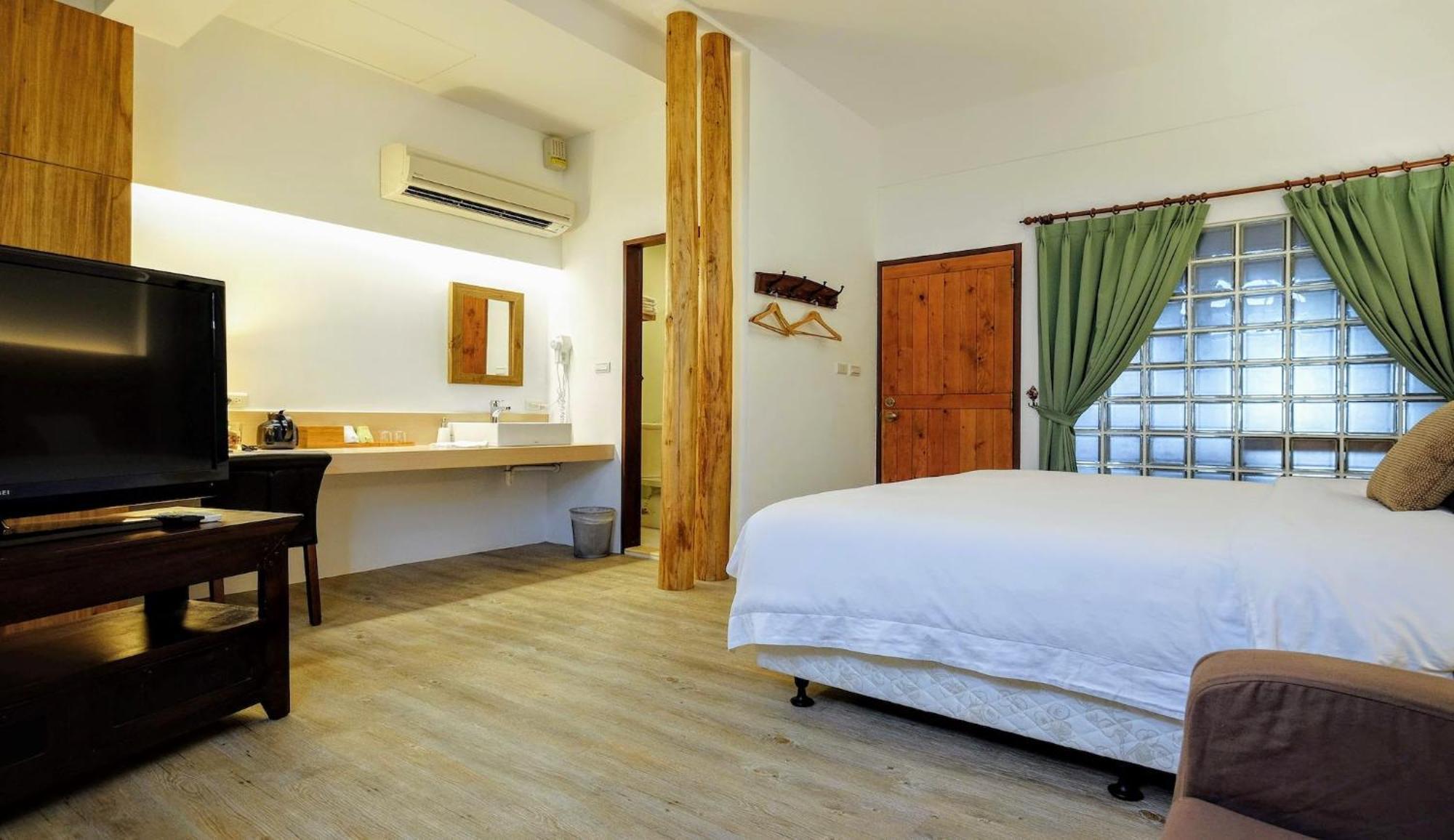Shire Homestay Luodong Esterno foto